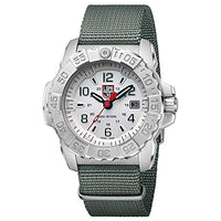 Luminox Men's SEA Stainless Steel Swiss-Quartz Watch with Nylon Strap, Grey, 24 (Model: 3257)